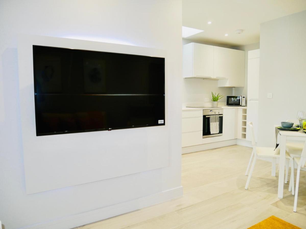Beautiful Brand New Apartment Near The Beach Bornemouth Extérieur photo